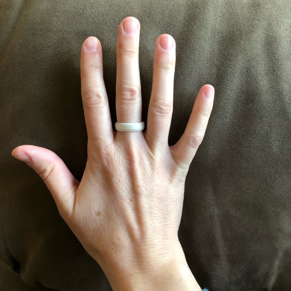 Pearlescent silicone ring - Picture 8 of 8